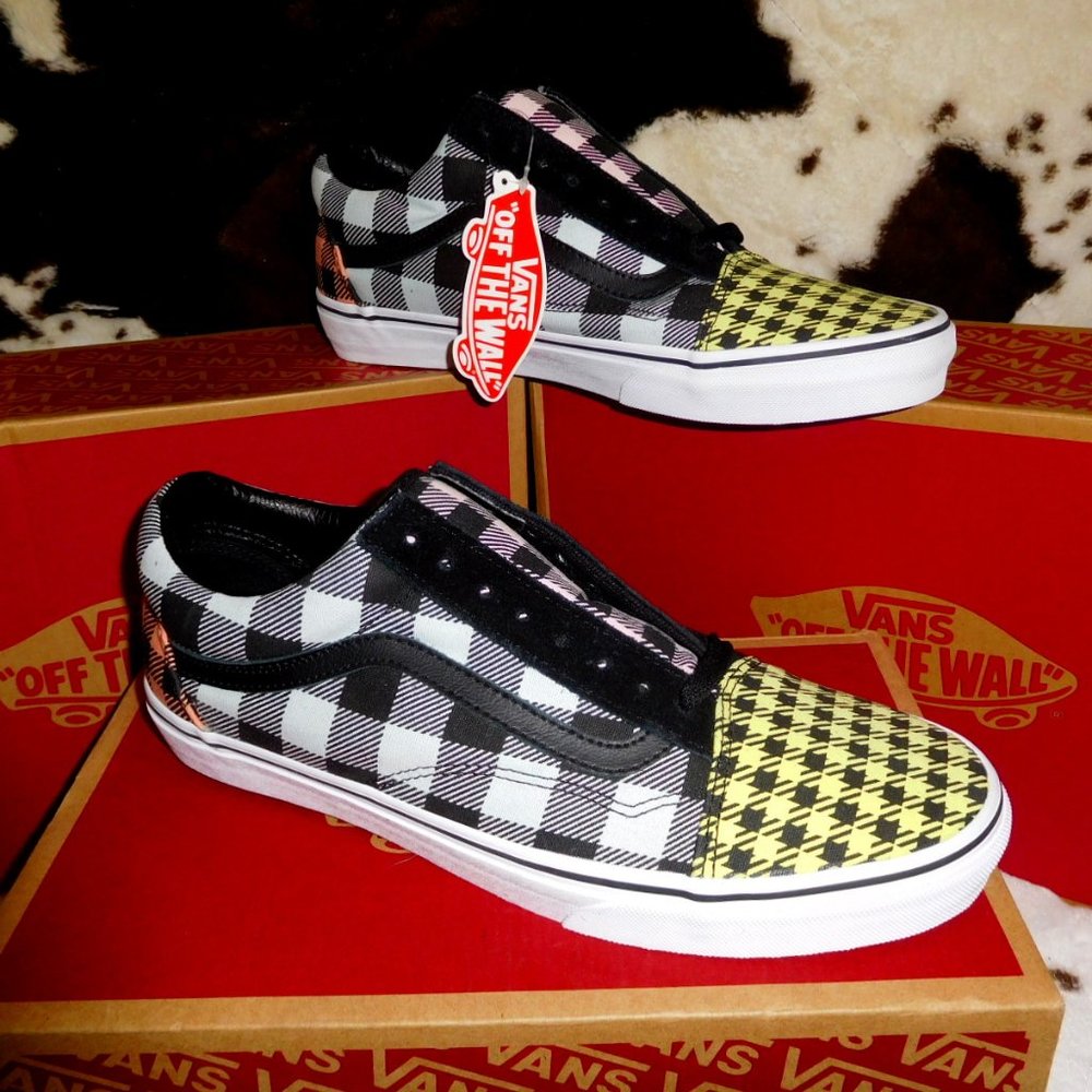 NWT Vans Old Skool '"What the Buffalo"